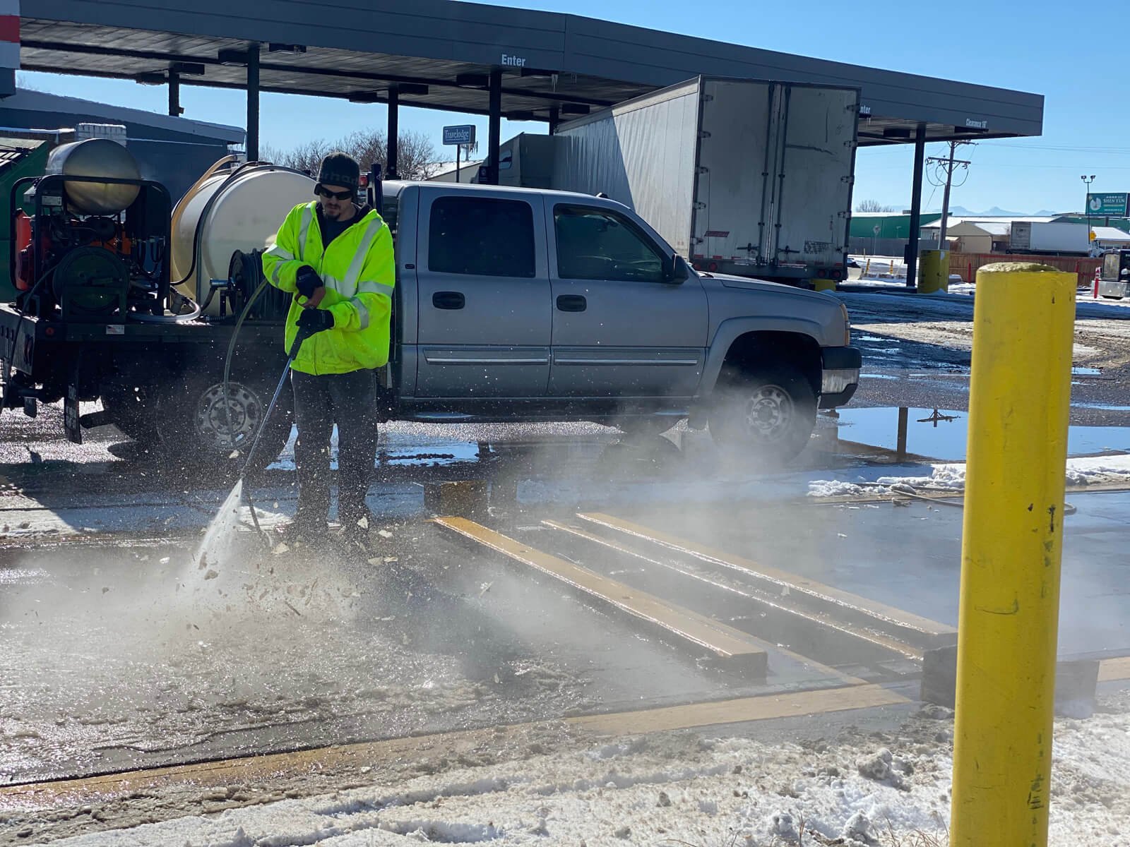 Commercial Pressure Washing
